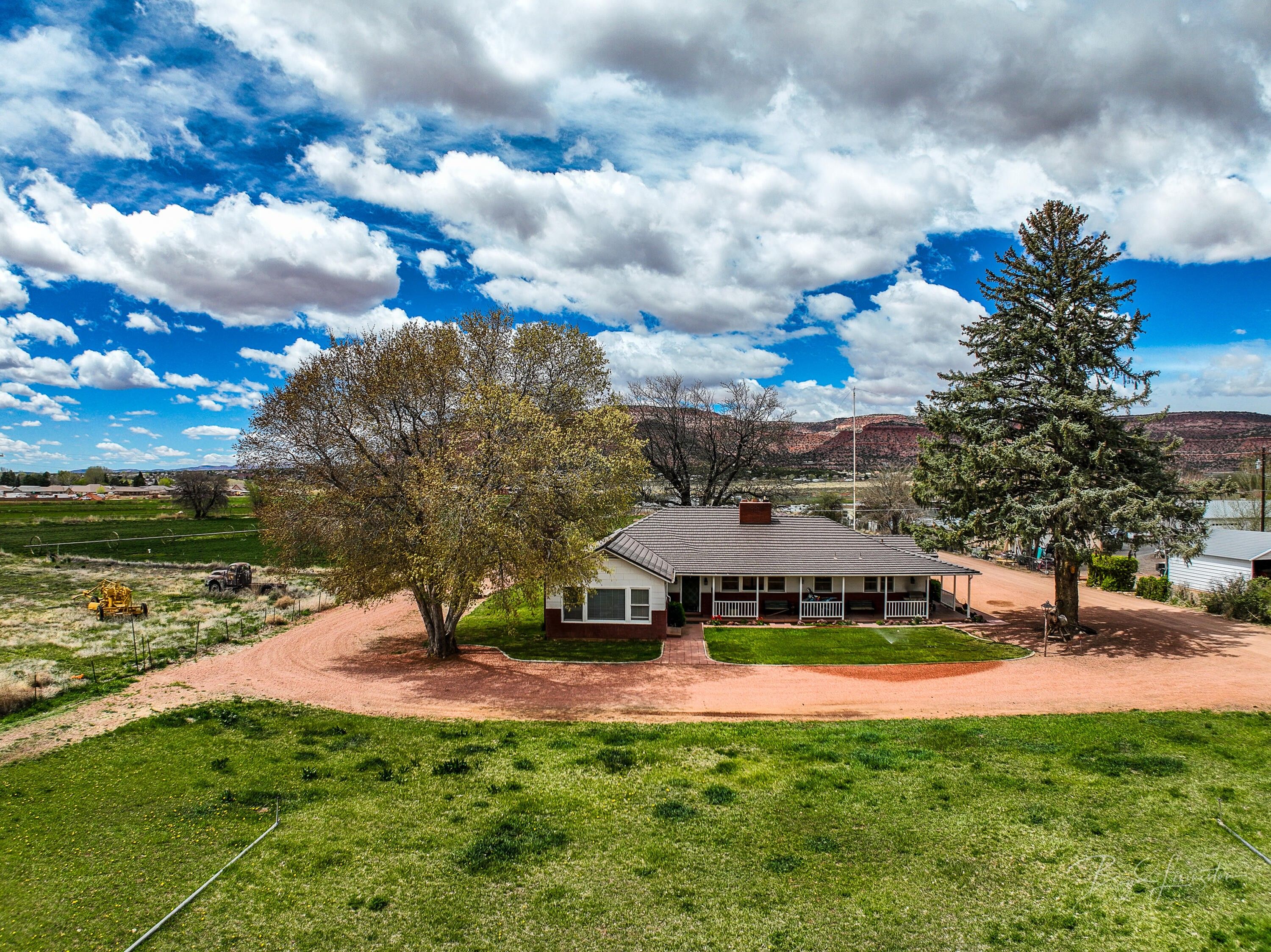 Land Listing Agent Photo