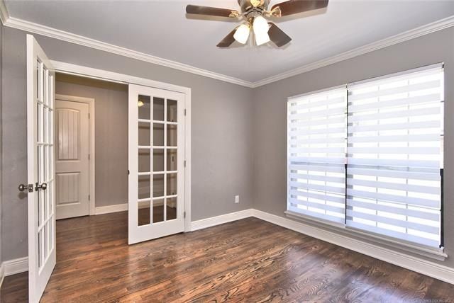 Land Listing Agent Photo