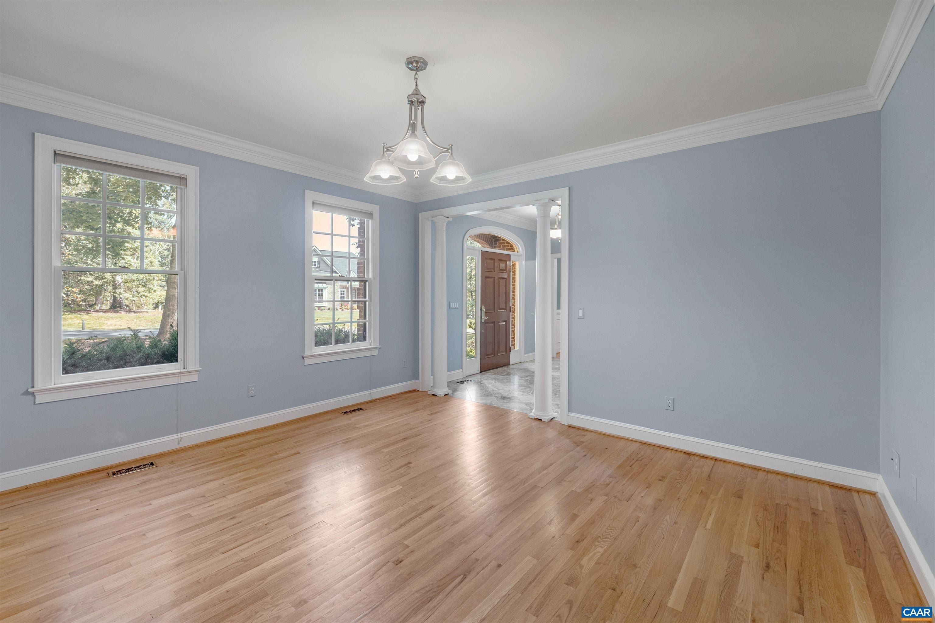 Land Listing Agent Photo