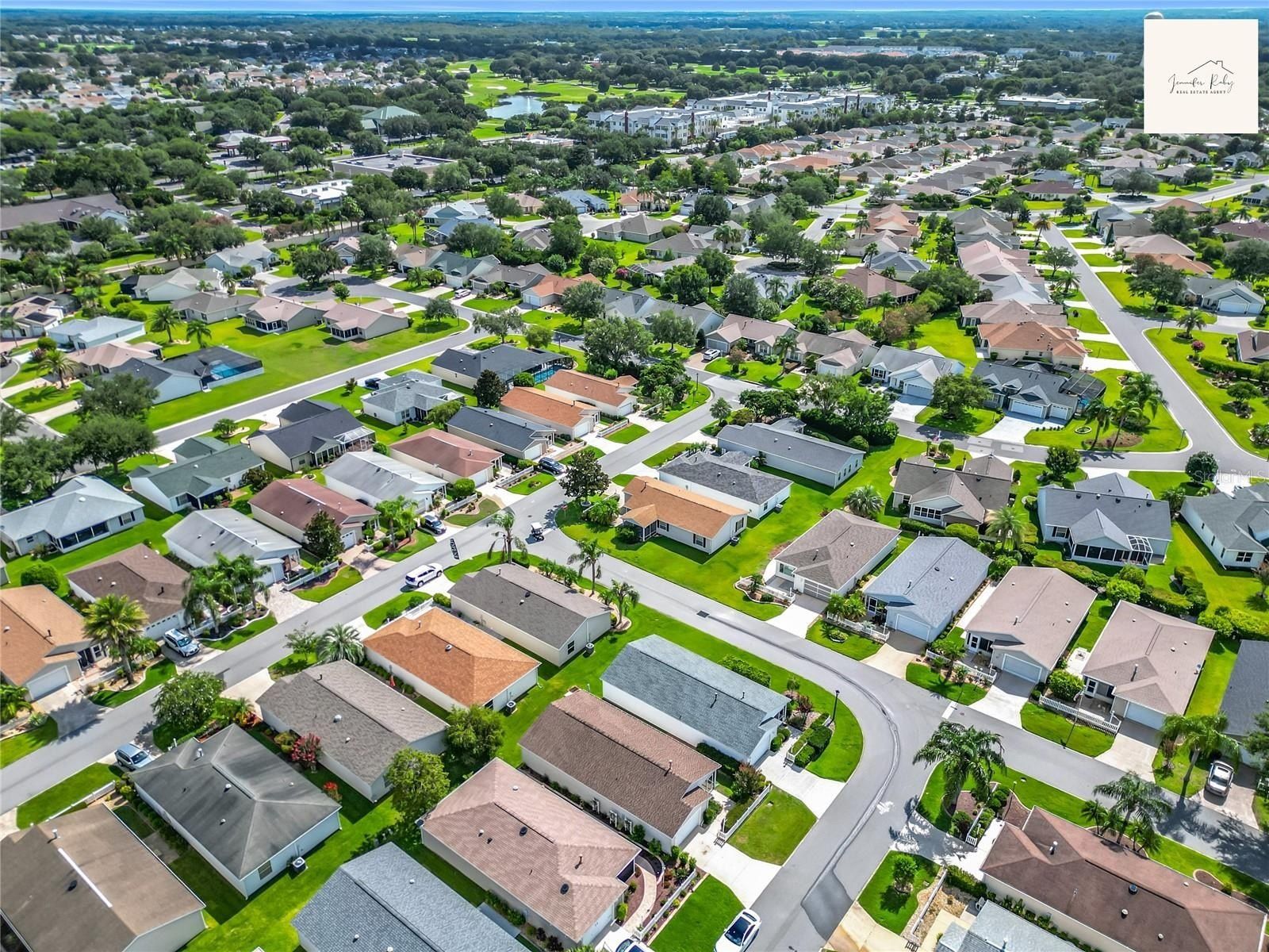 Land Listing Agent Photo