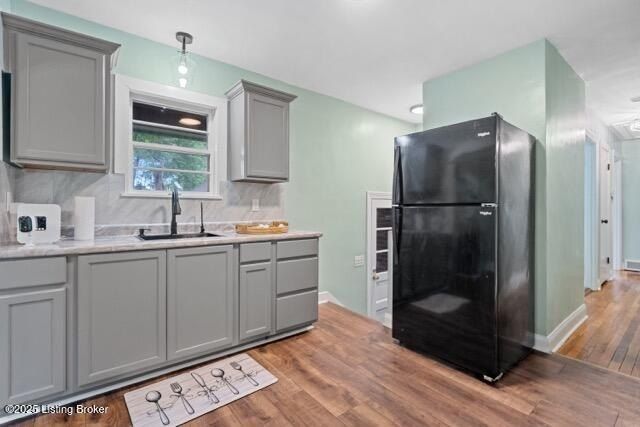 Land Listing Agent Photo