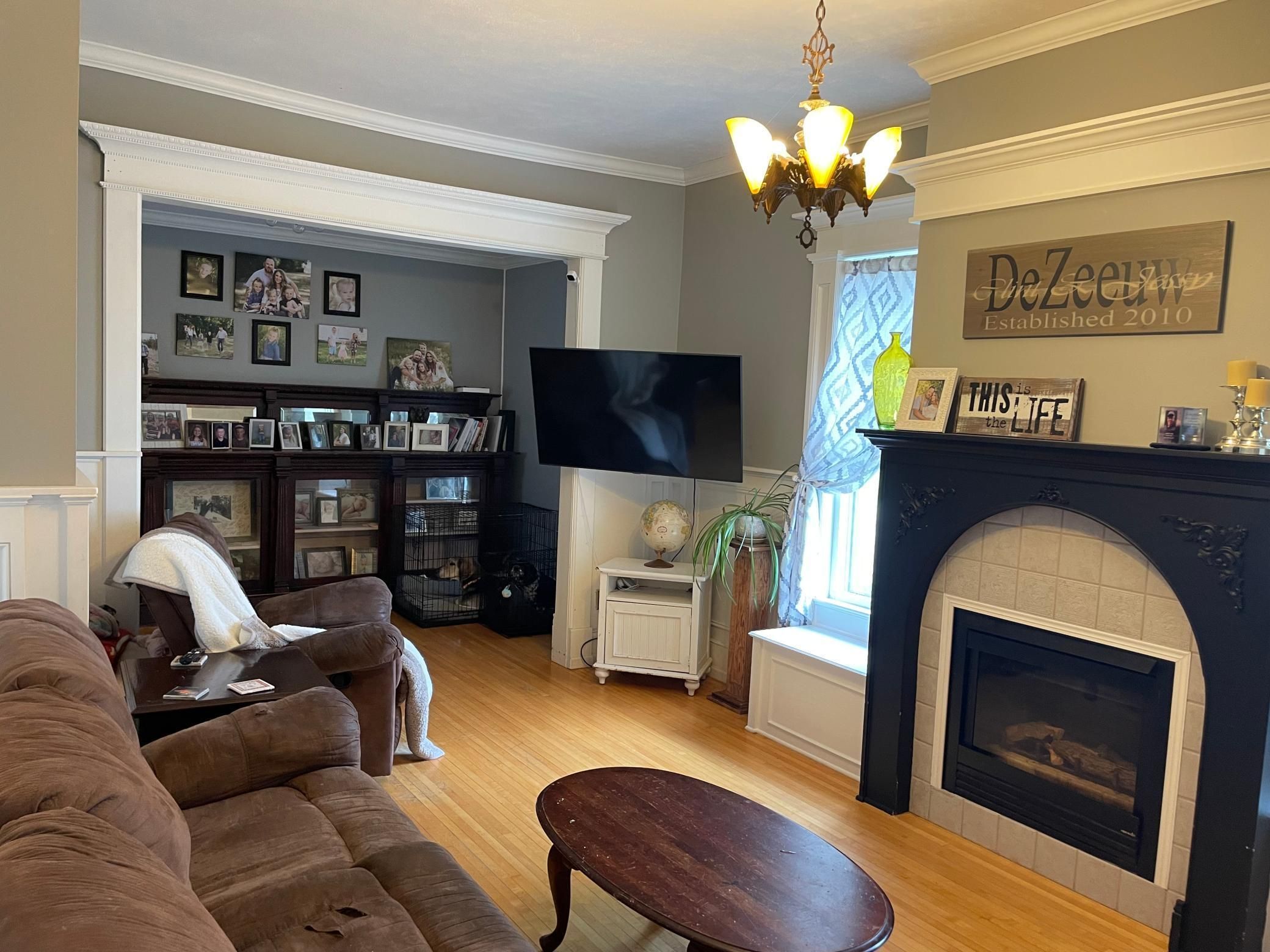 Land Listing Agent Photo