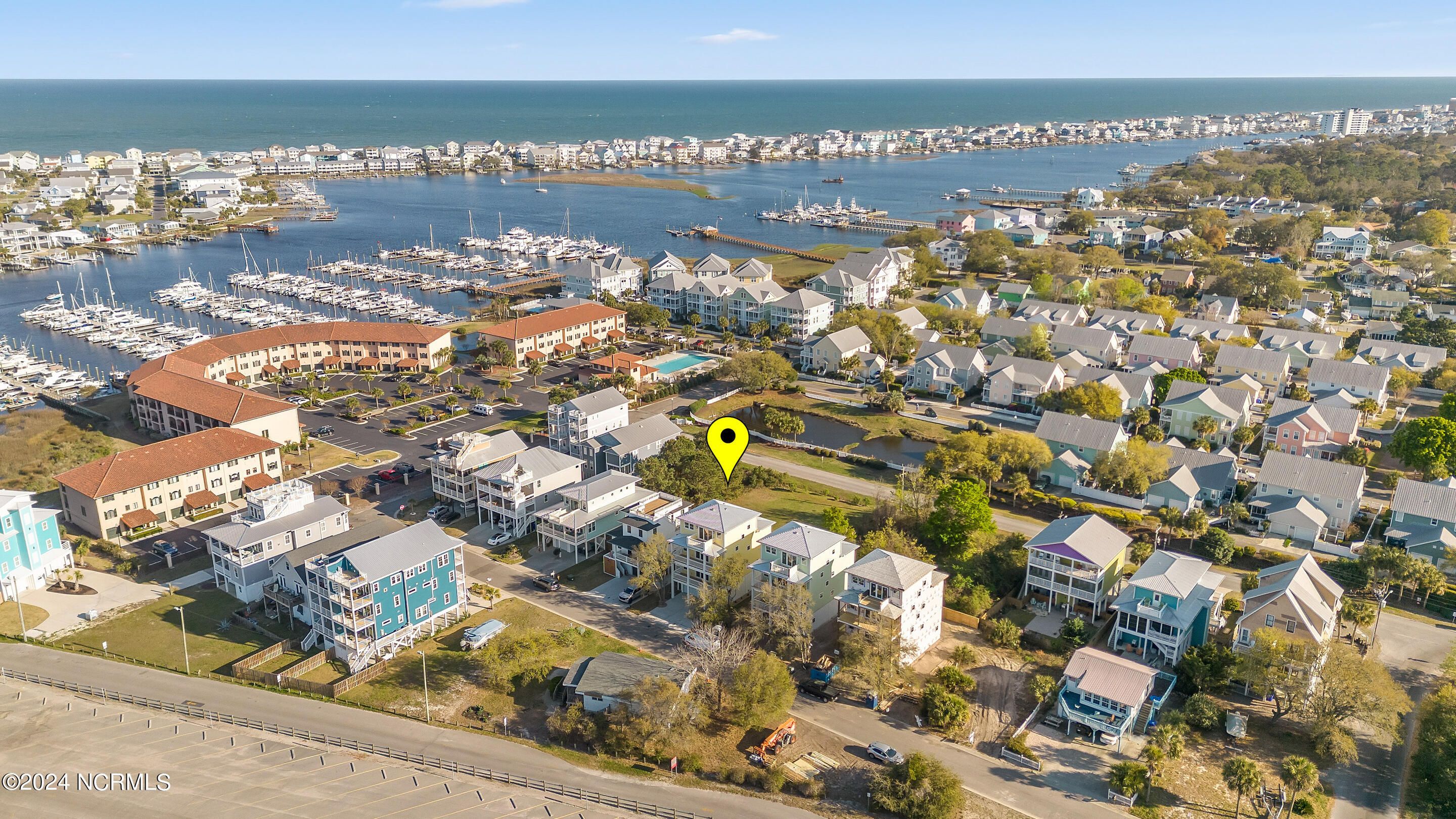 Land Listing Agent Photo