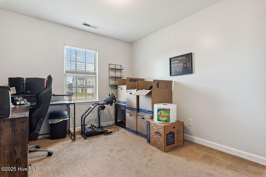 Land Listing Agent Photo