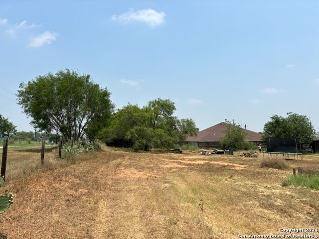 Land Listing Agent Photo