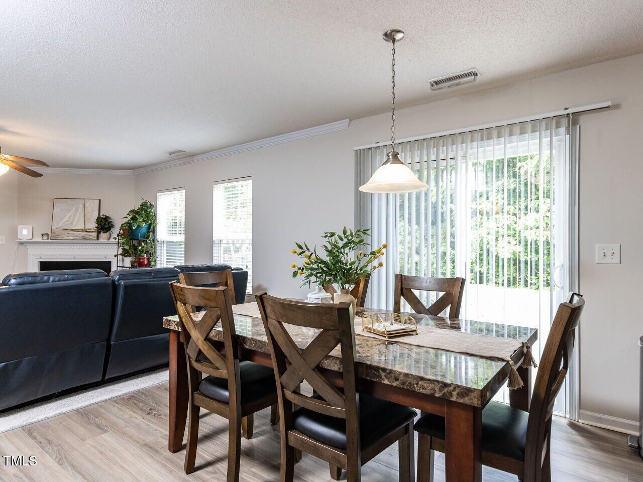 Land Listing Agent Photo