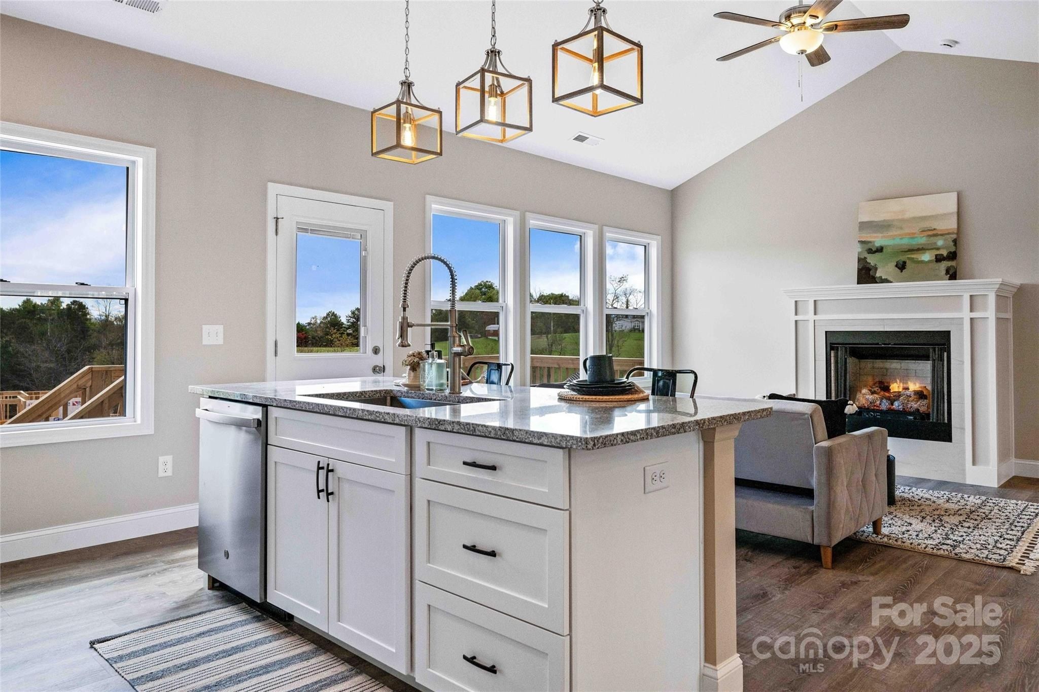 Land Listing Agent Photo