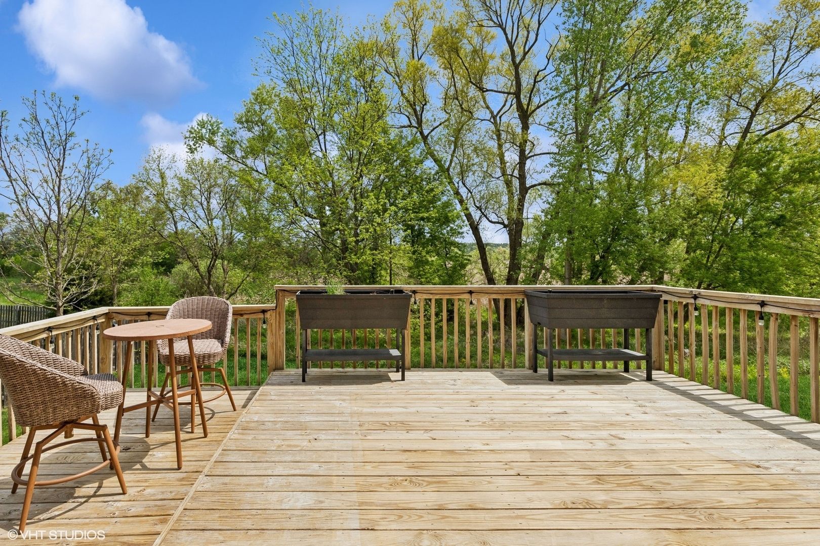 Land Listing Agent Photo