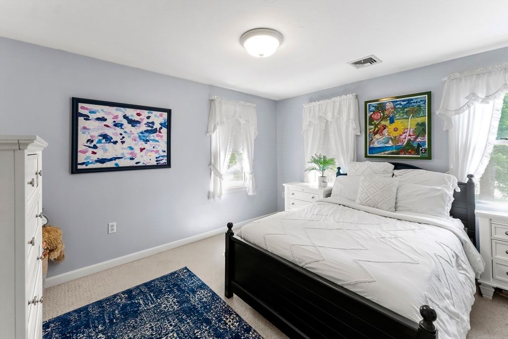 Land Listing Agent Photo