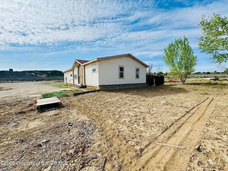 Land Listing Agent Photo