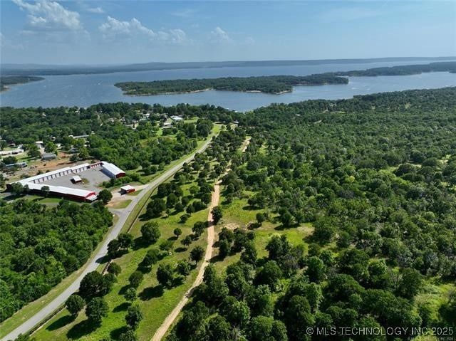 Land Listing Agent Photo
