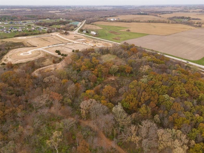 Land Listing Agent Photo