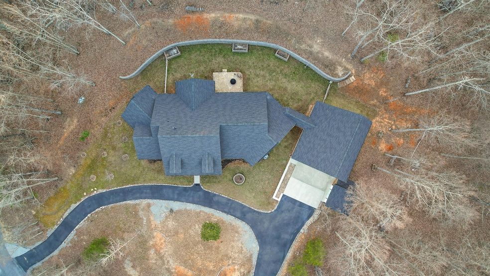 Land Listing Agent Photo