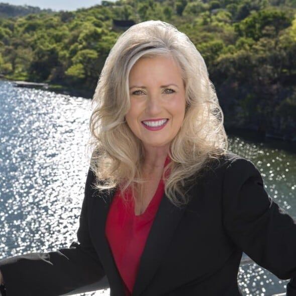 Land Listing Agent Photo
