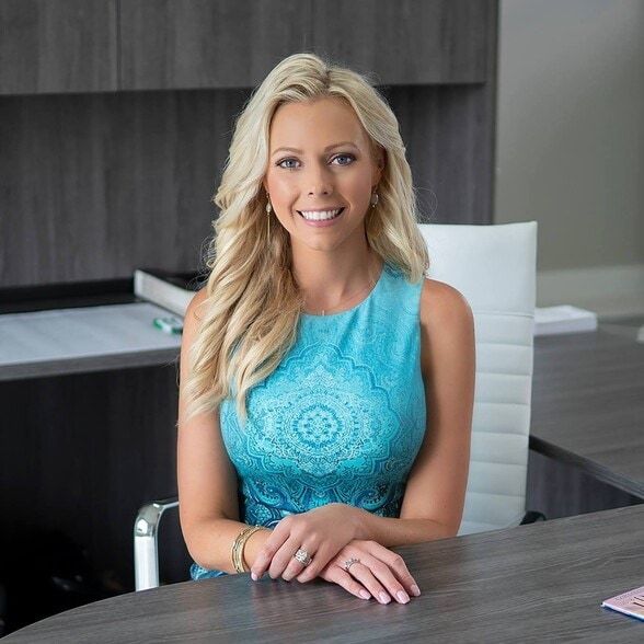 Land Listing Agent Photo