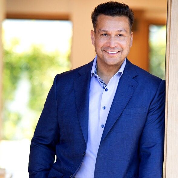 Land Listing Agent Photo