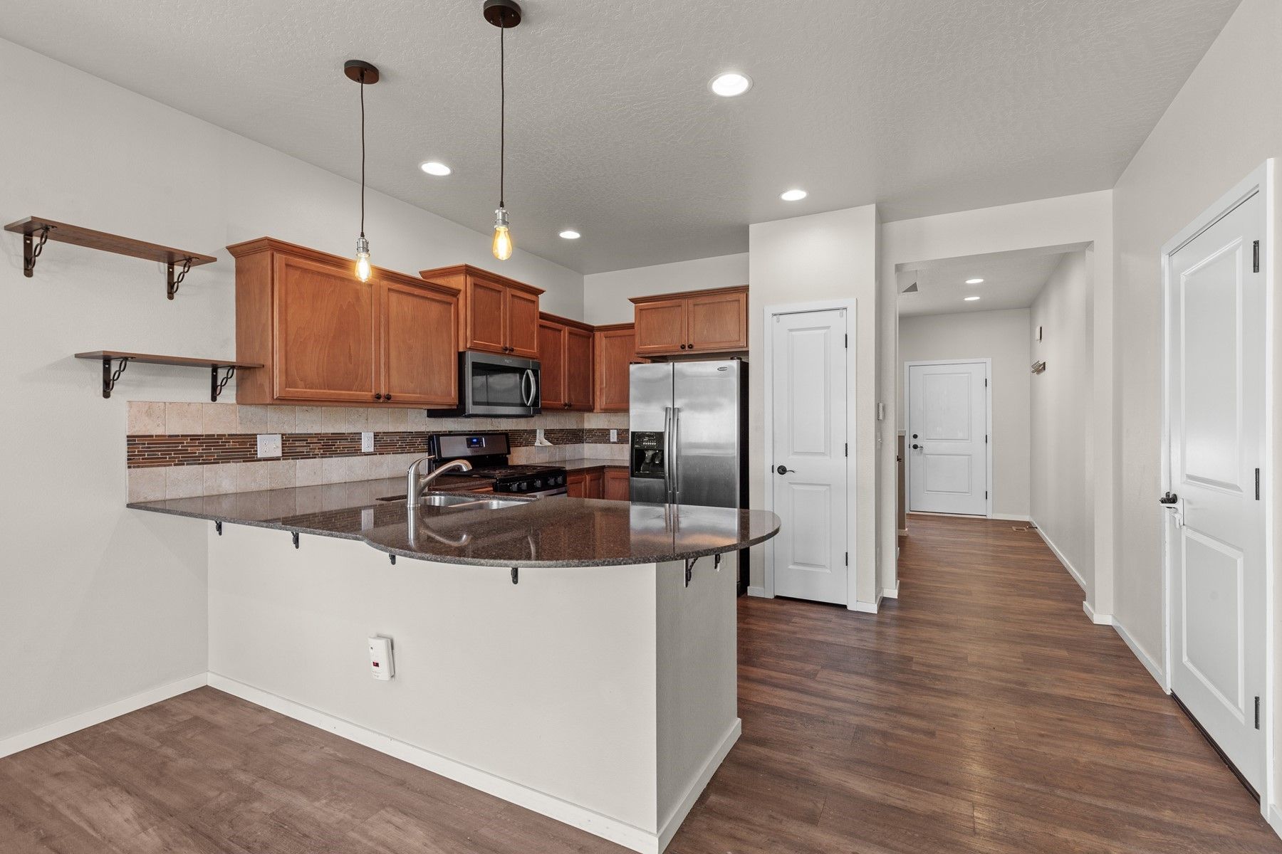 Land Listing Agent Photo
