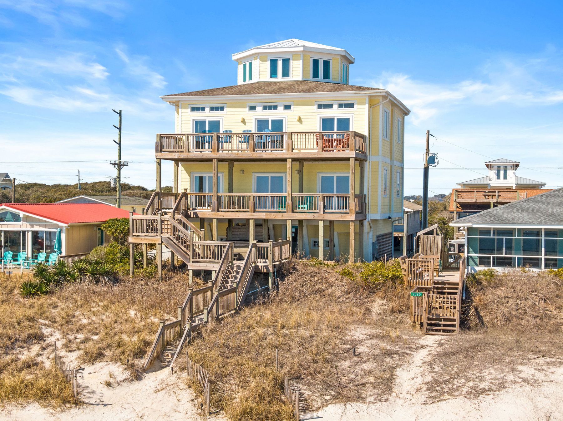 Land Listing Agent Photo