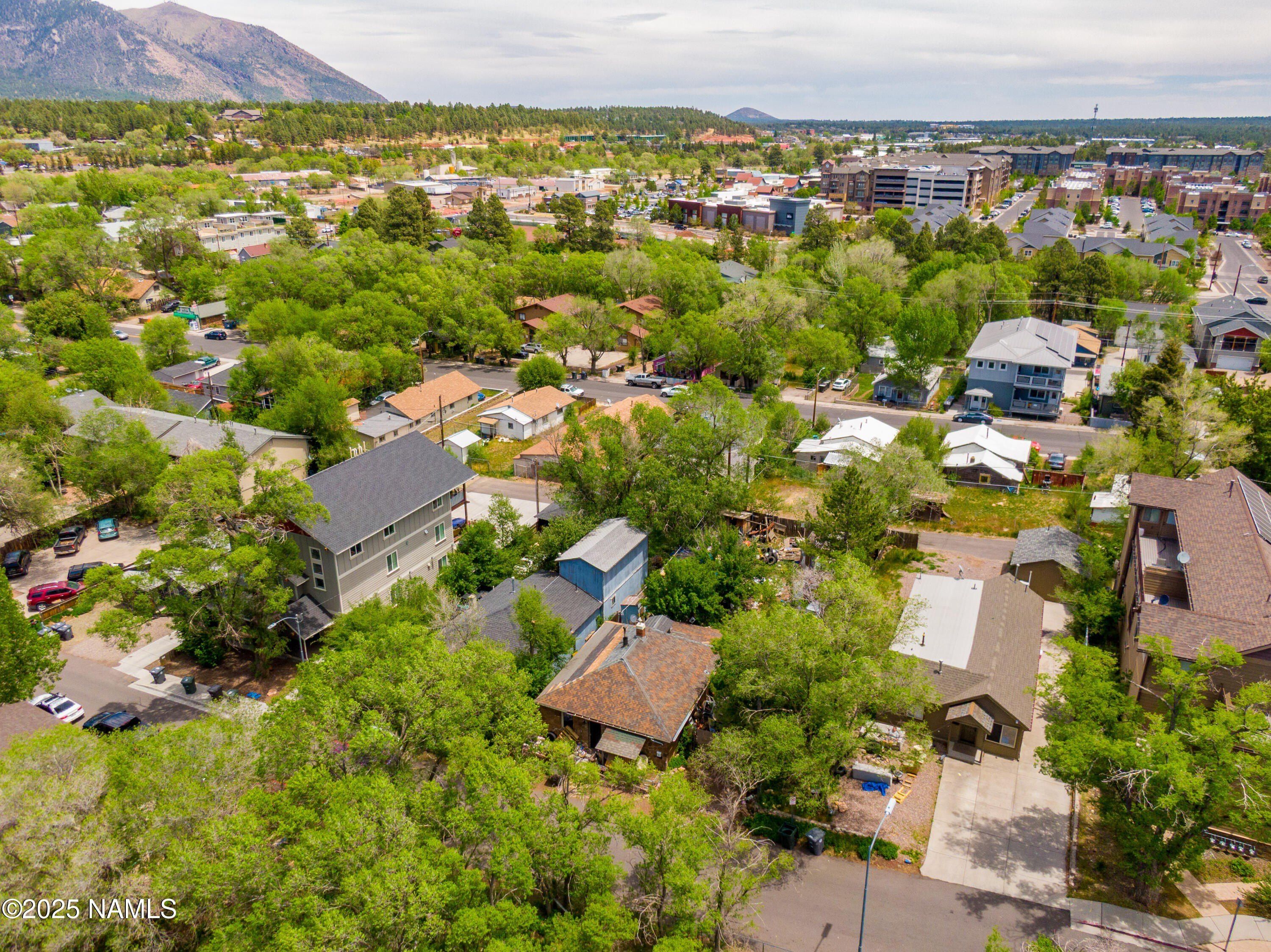 Land Listing Agent Photo