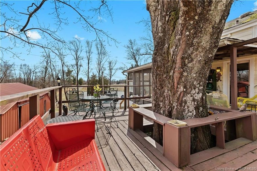Land Listing Agent Photo