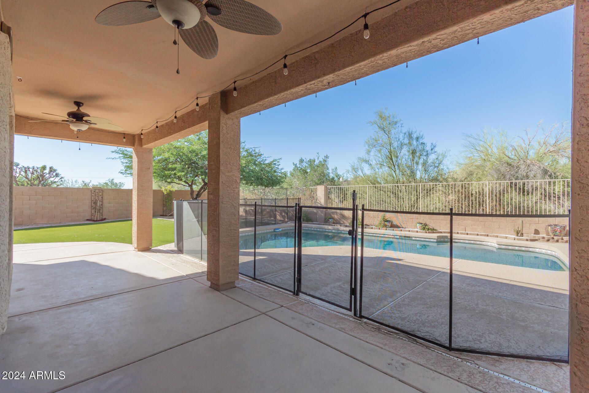 Land Listing Agent Photo