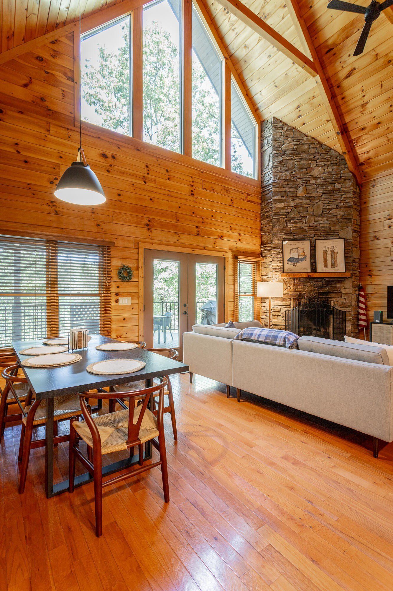 Land Listing Agent Photo
