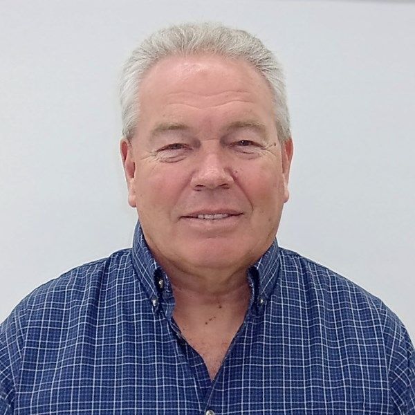 Land Listing Agent Photo
