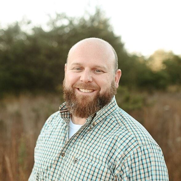 Land Listing Agent Photo