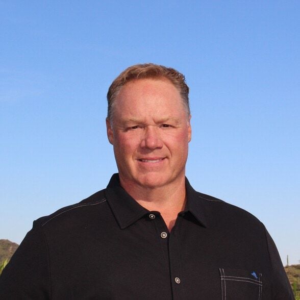 Land Listing Agent Photo