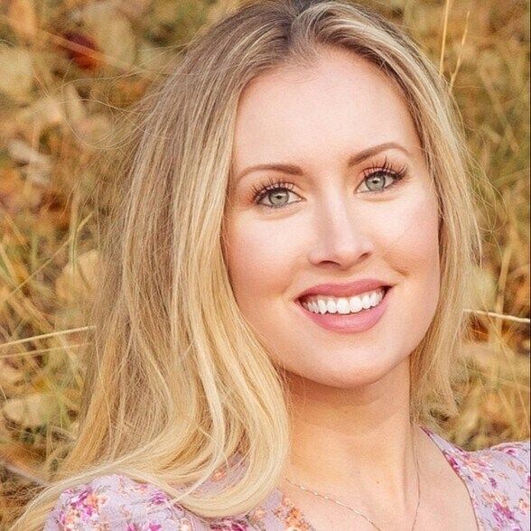 Land Listing Agent Photo
