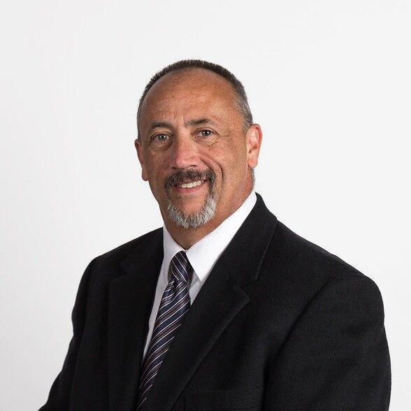 Land Listing Agent Photo