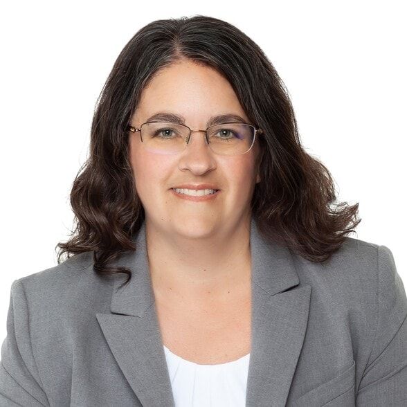 Land Listing Agent Photo