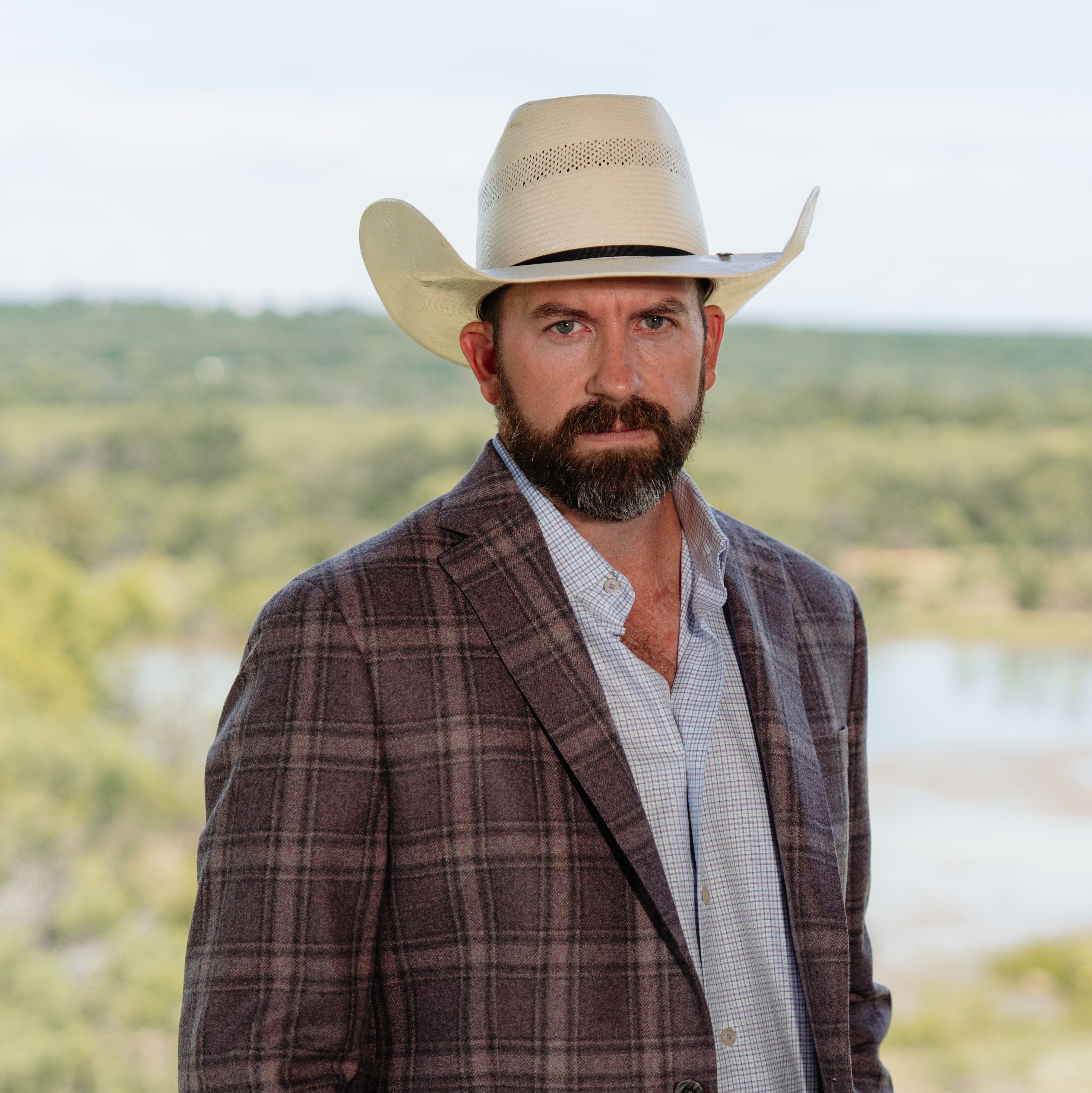 Land Listing Agent Photo