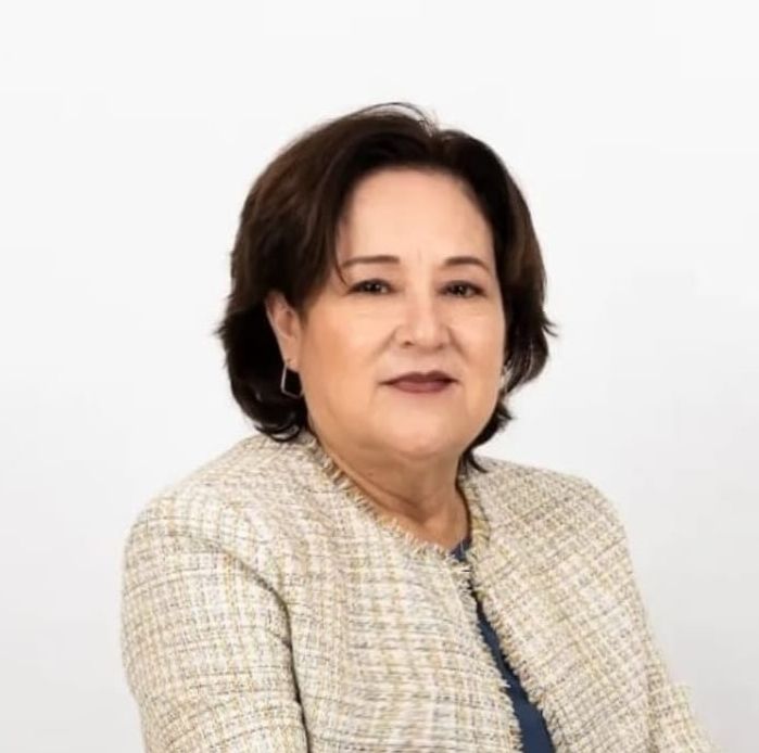 Land Listing Agent Photo