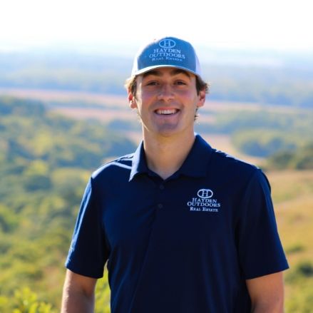 Land Listing Agent Photo