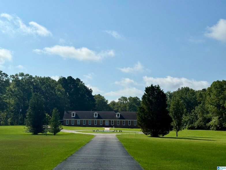 Land Listing Agent Photo
