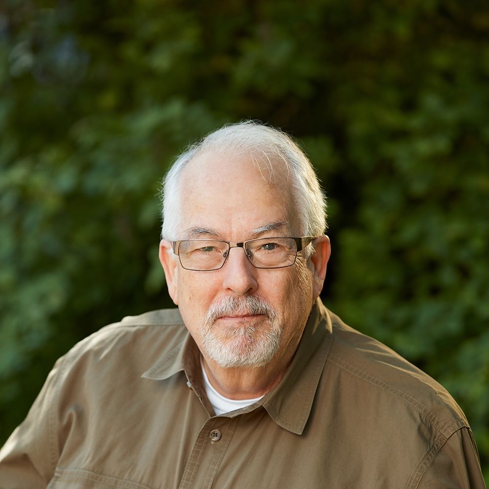 Land Listing Agent Photo