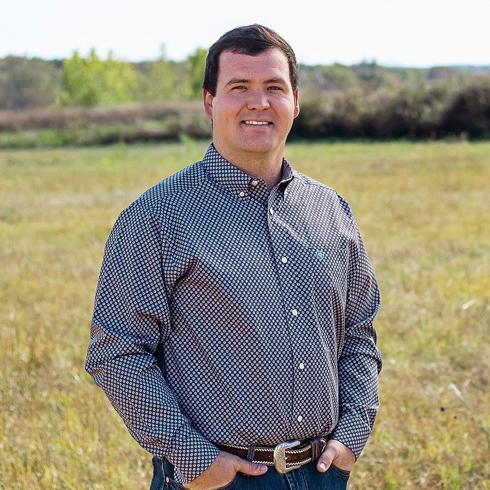 Land Listing Agent Photo