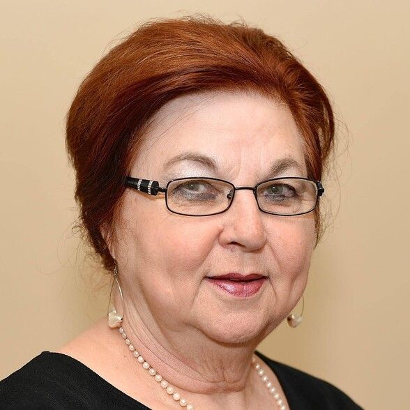 Land Listing Agent Photo