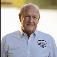 Land Listing Agent Photo