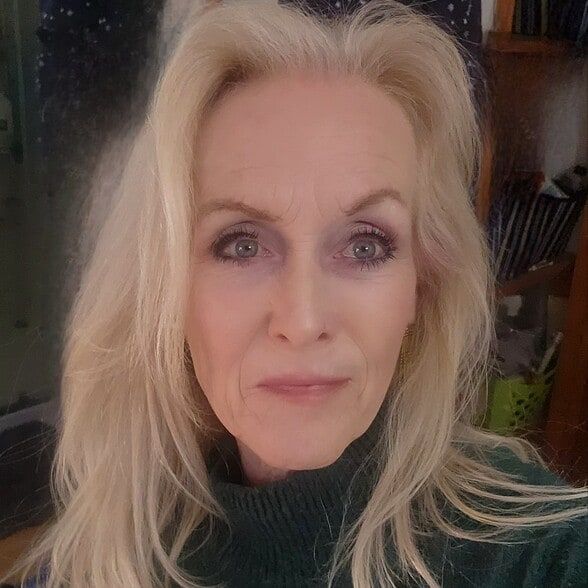 Land Listing Agent Photo