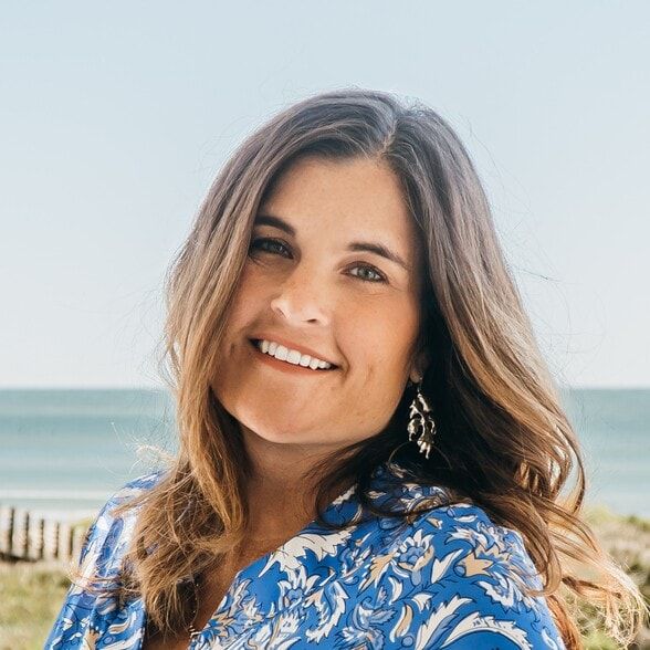 Land Listing Agent Photo