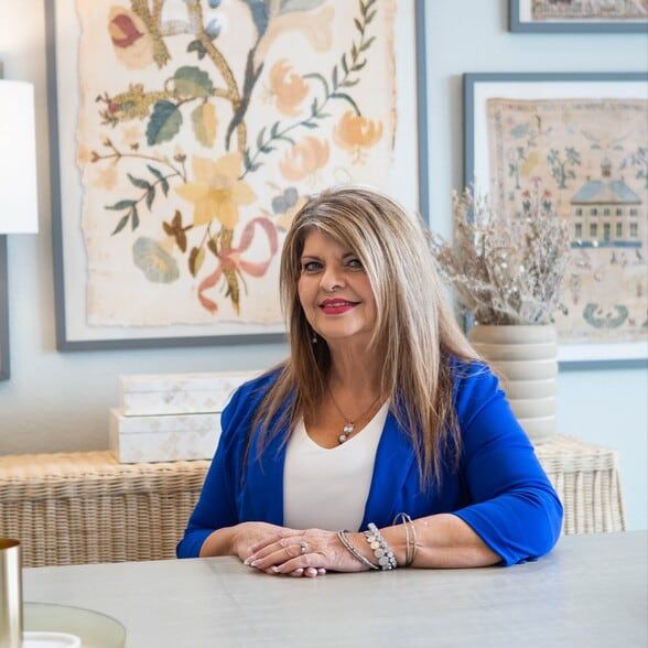 Land Listing Agent Photo