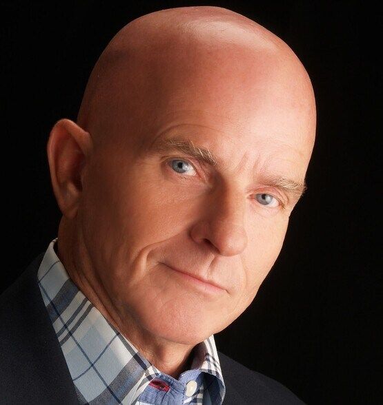 Land Listing Agent Photo