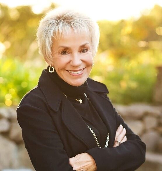 Land Listing Agent Photo