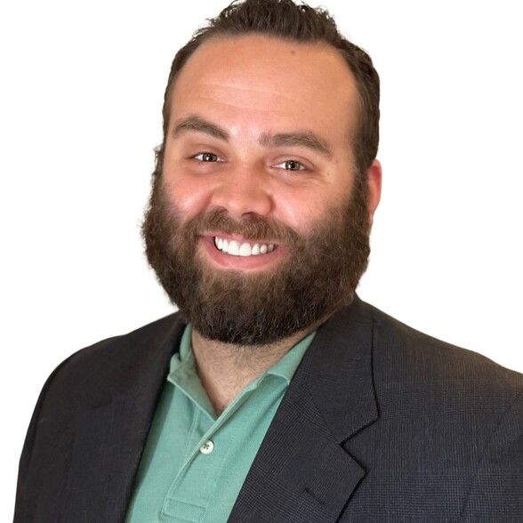 Land Listing Agent Photo