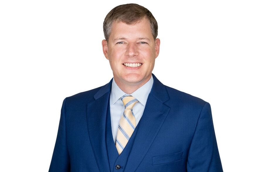 Land Listing Agent Photo