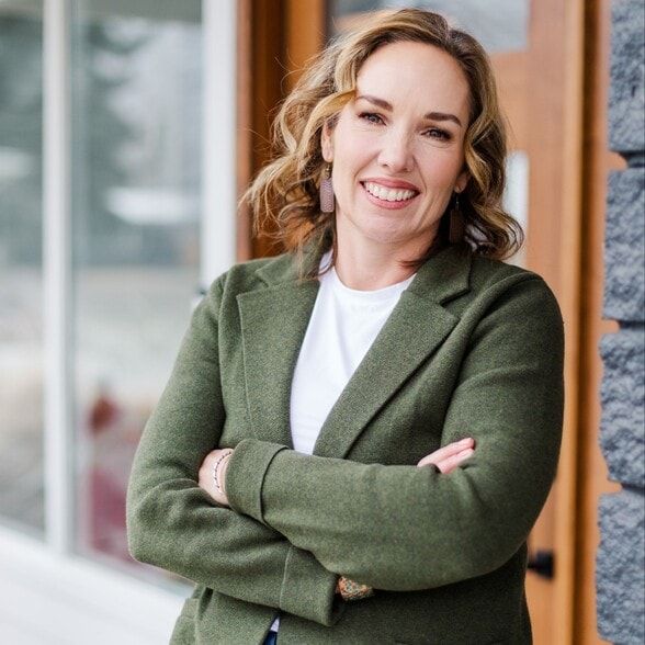 Land Listing Agent Photo