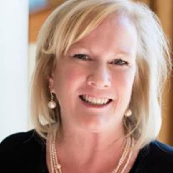 Land Listing Agent Photo