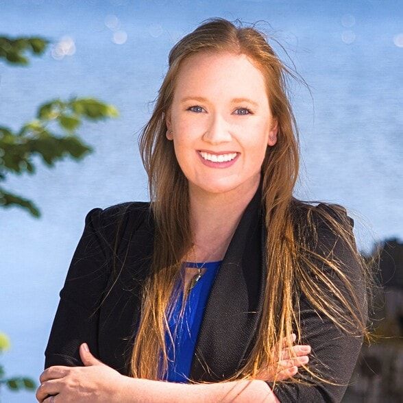 Land Listing Agent Photo